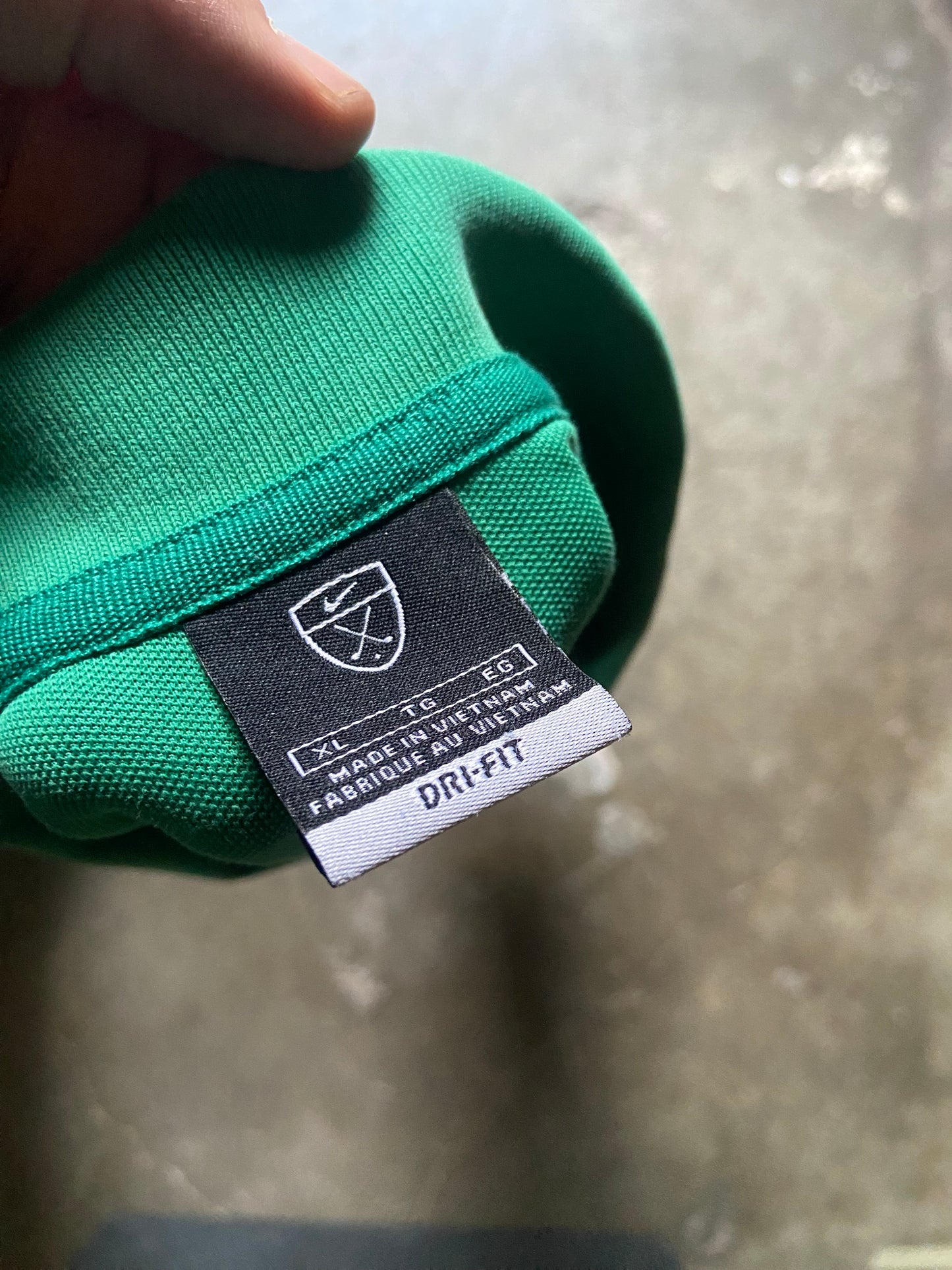 (XL) 00s Nike golf tee