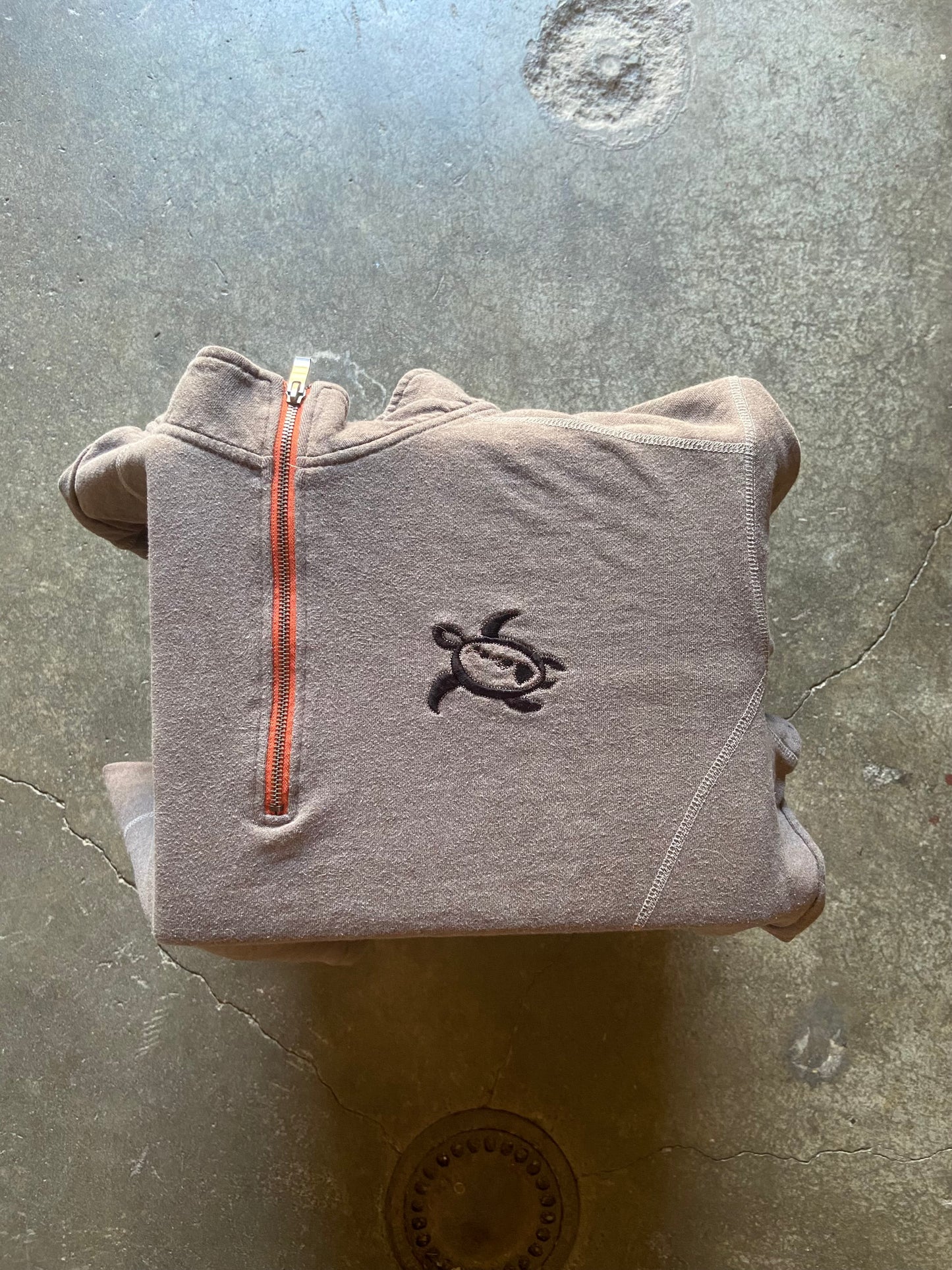 (2XL) 00s turtle zip up