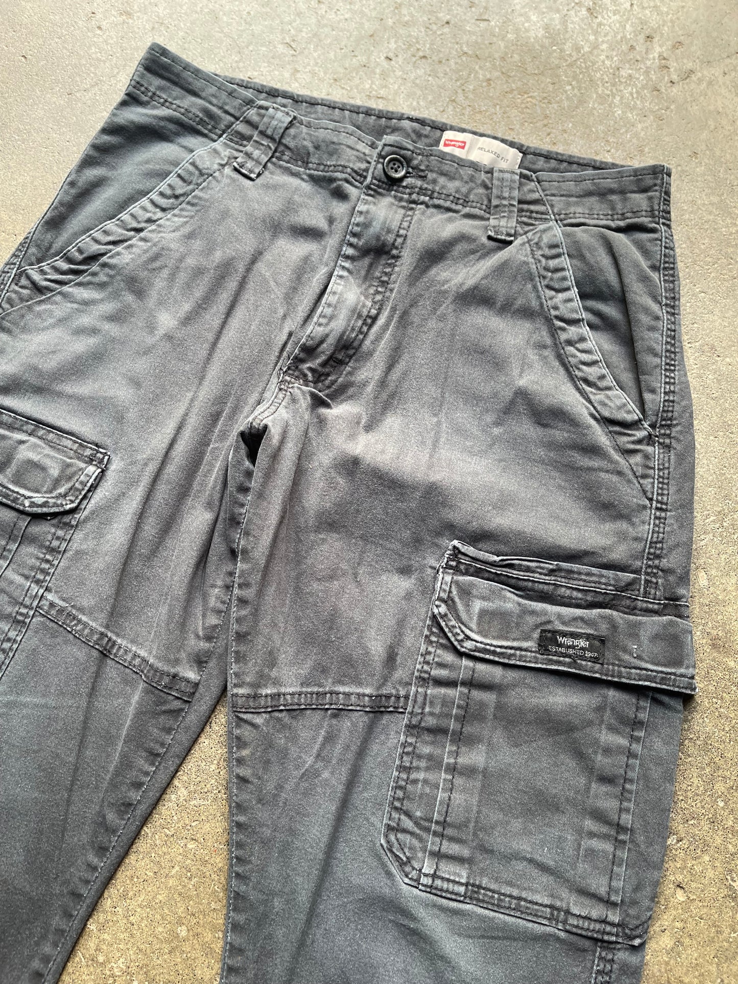 (30)Wrangler Faded Cargos