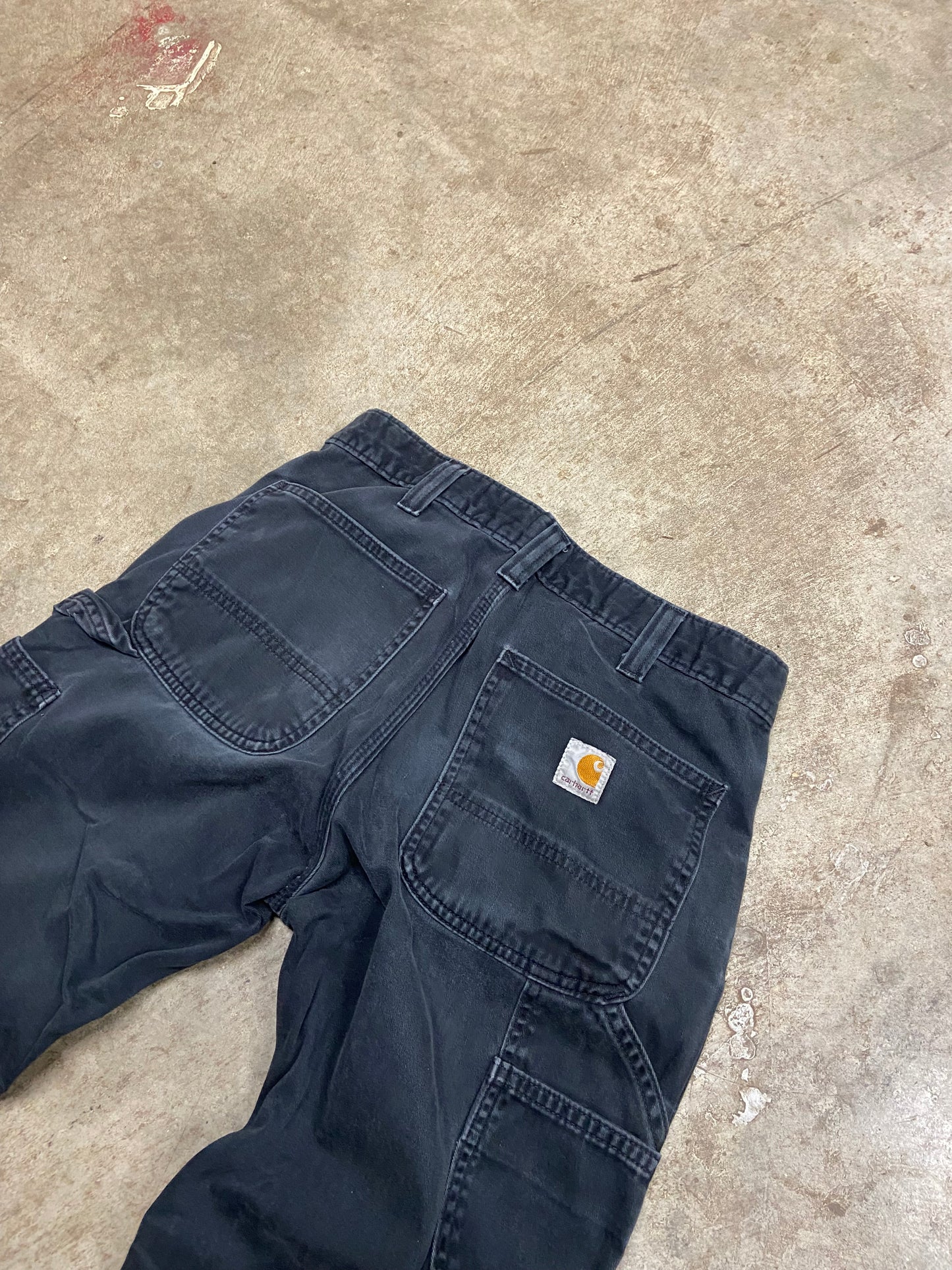(32 x 30) Carhartt pants