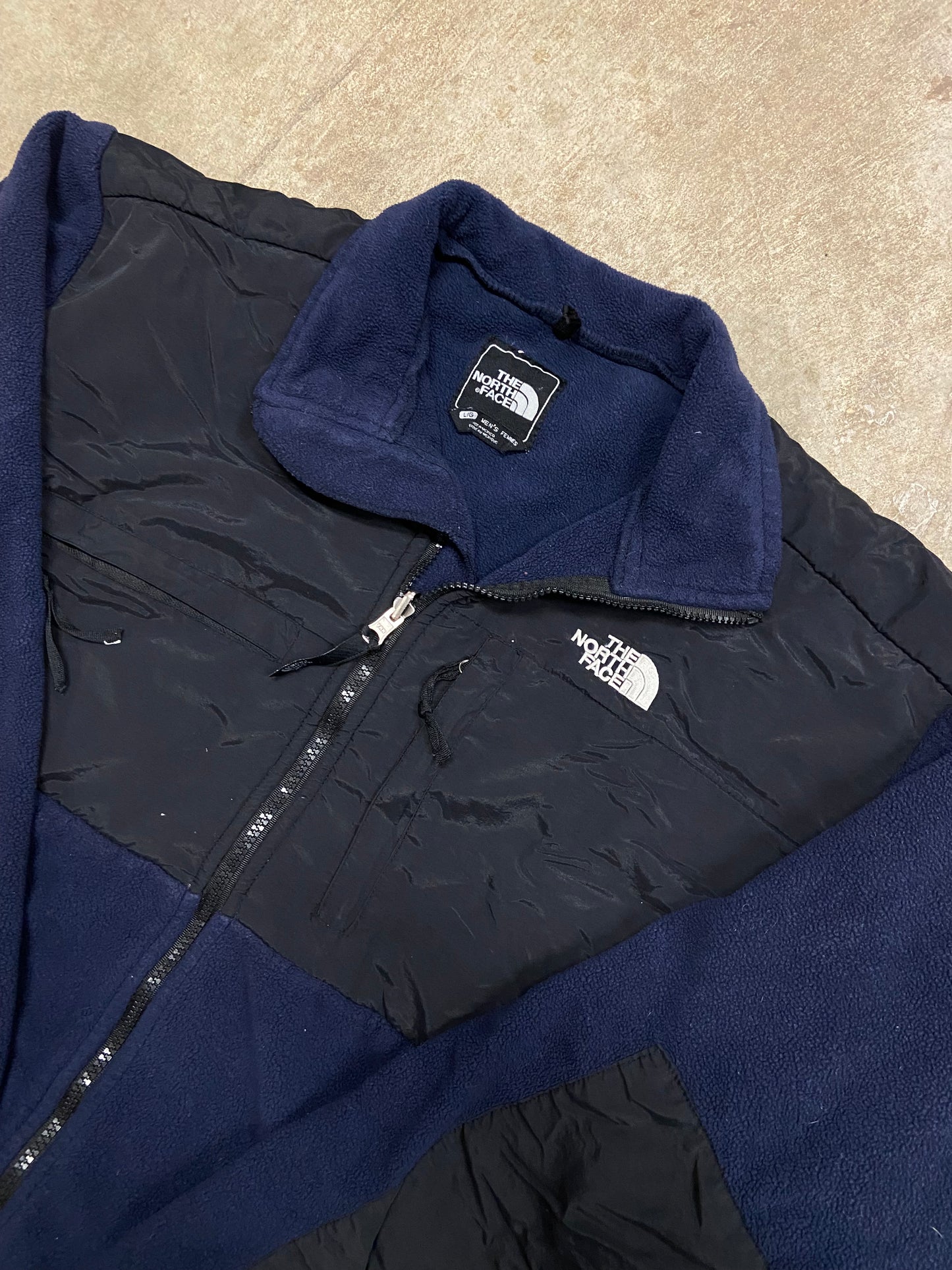 (L) Northface fleece