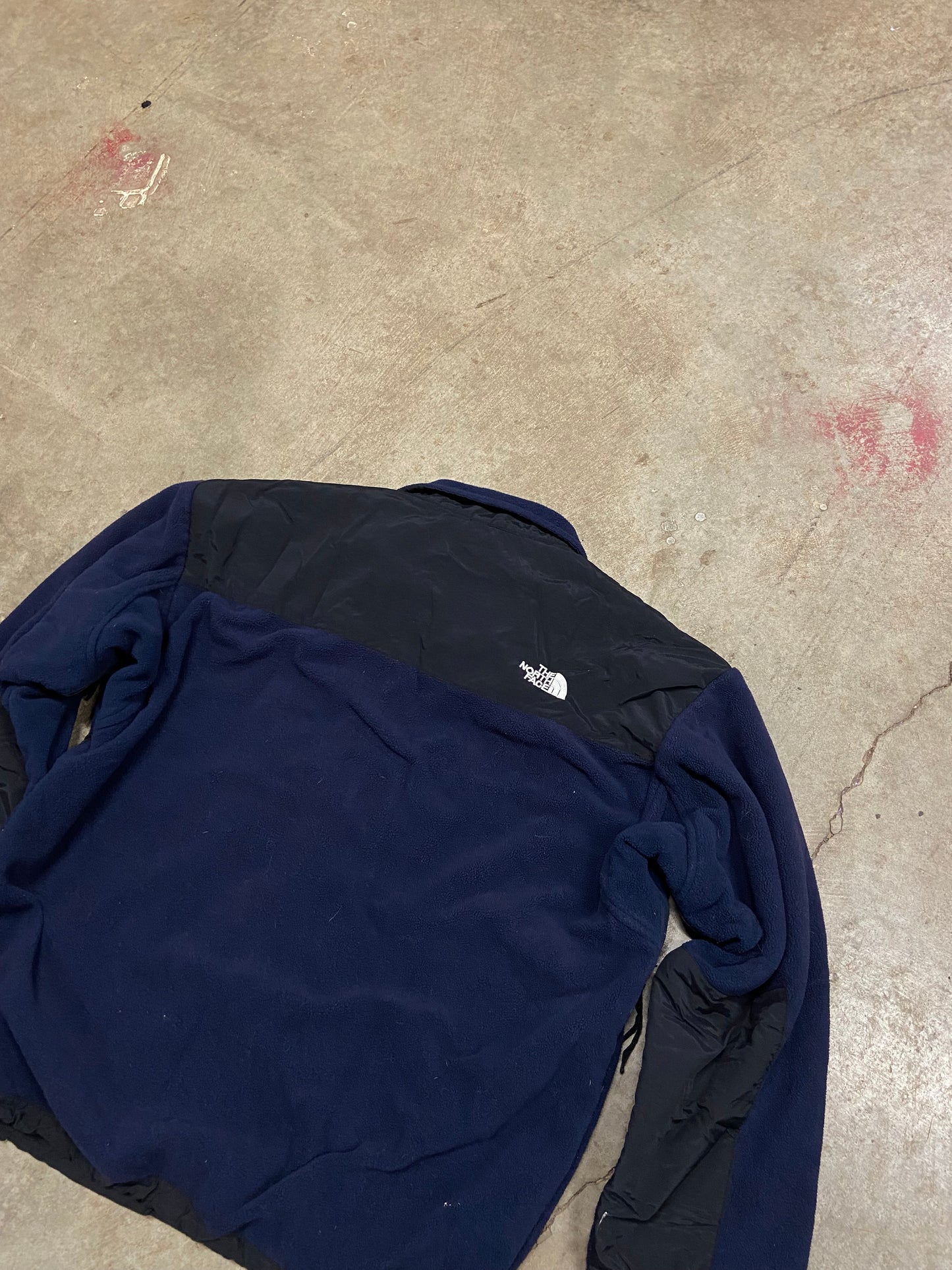 (L) Northface fleece