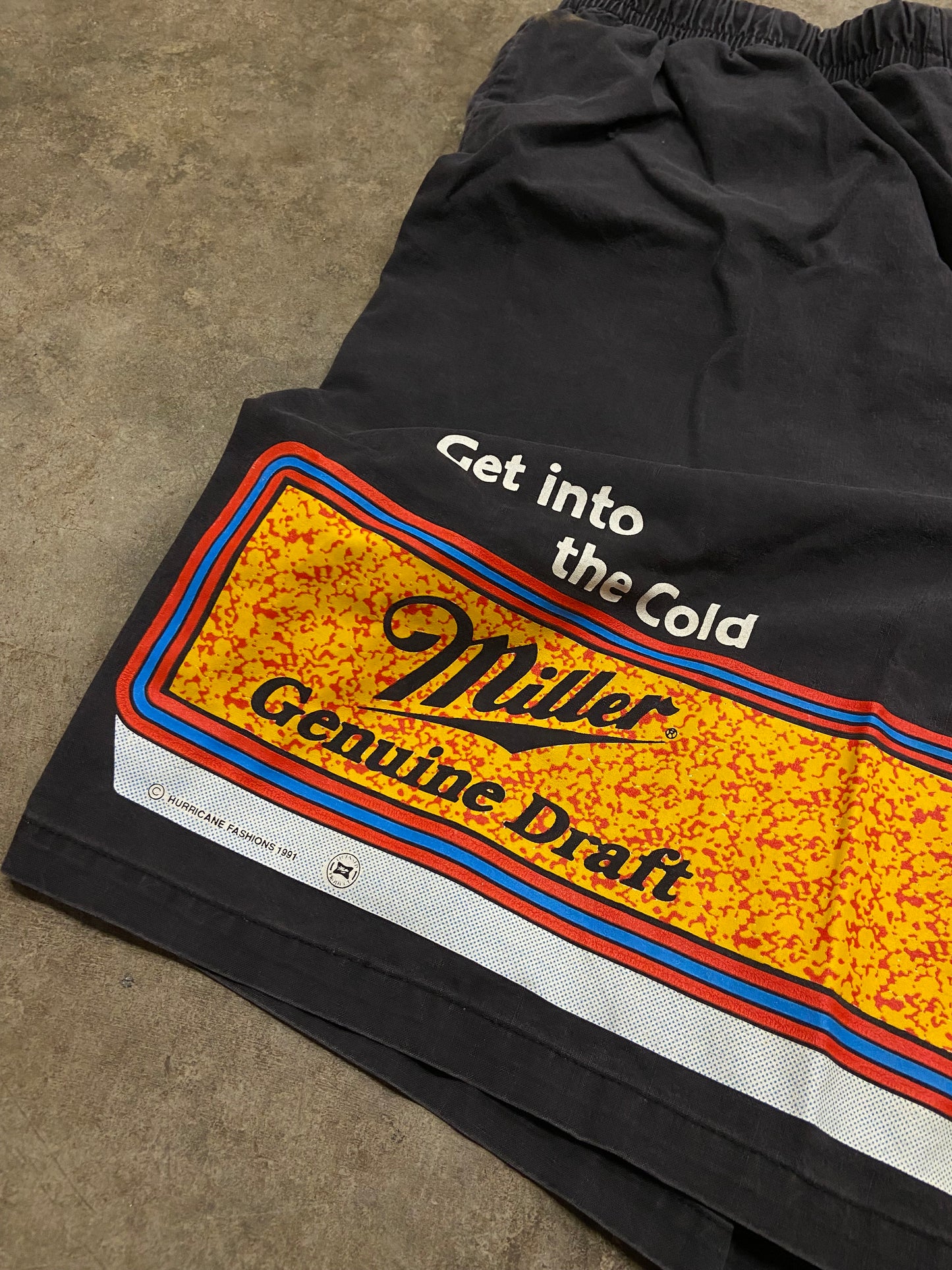 (XL) Vintage Miller beer shorts