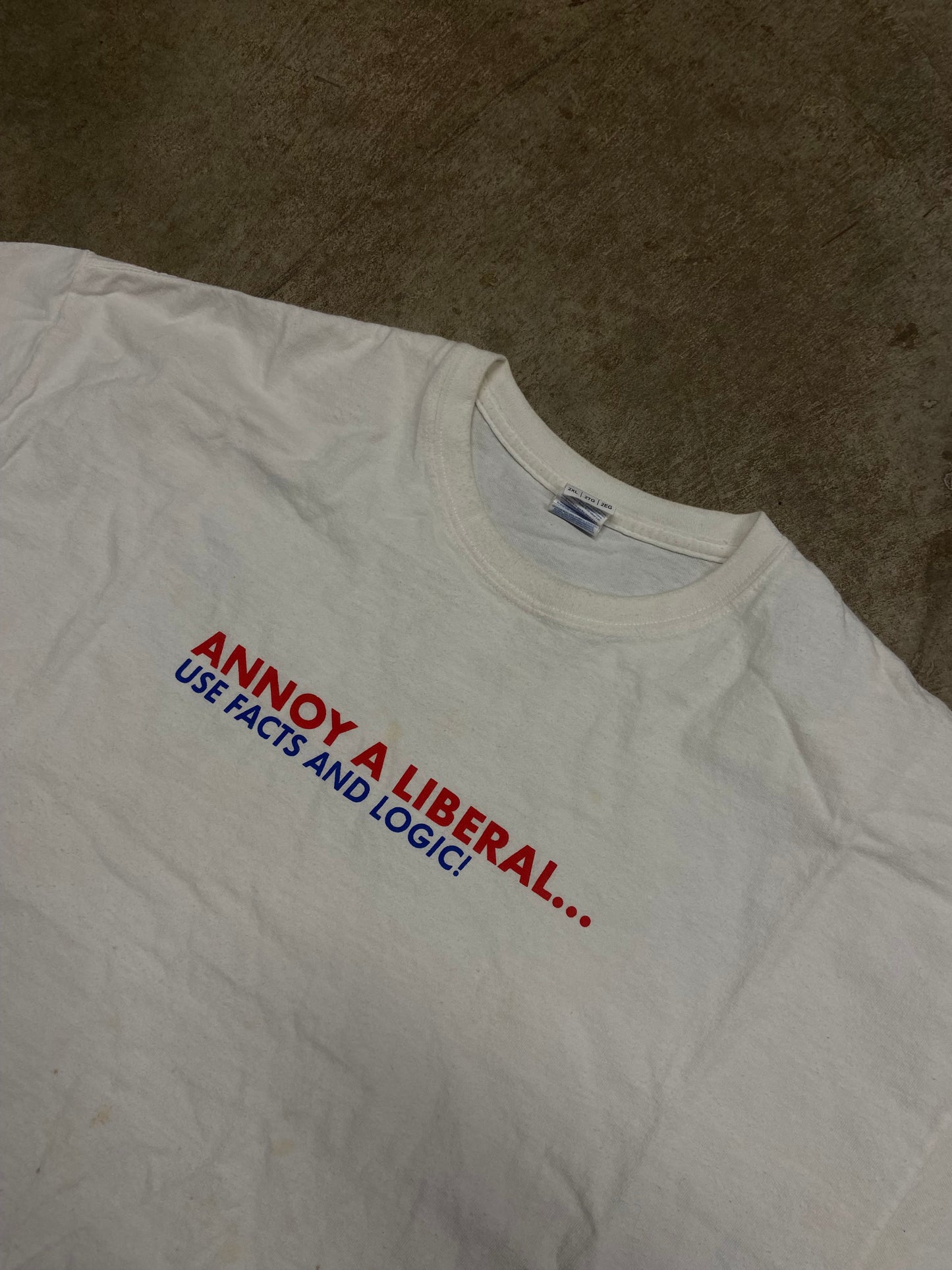 (2XL) Annoy a liberal tee
