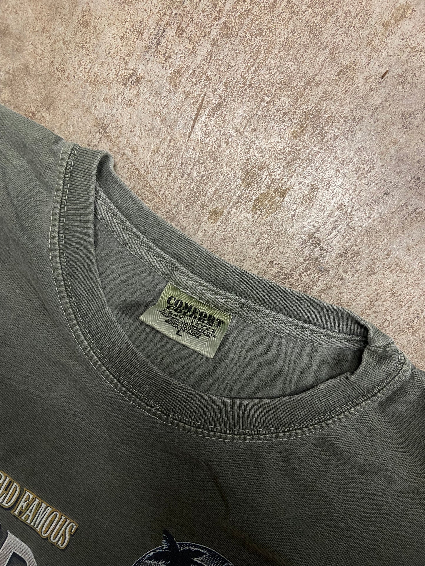 (L) Bermuda tee