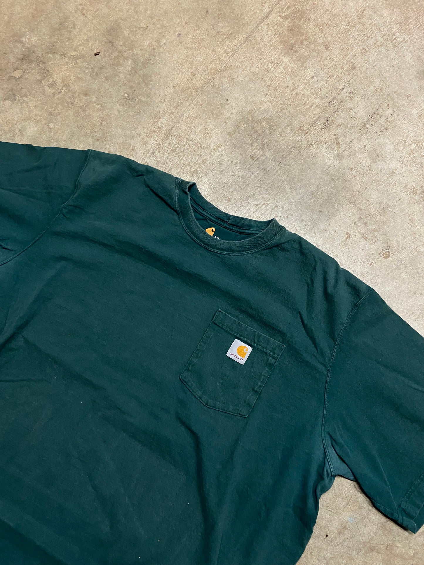 (2XL) Carhartt pocket tee