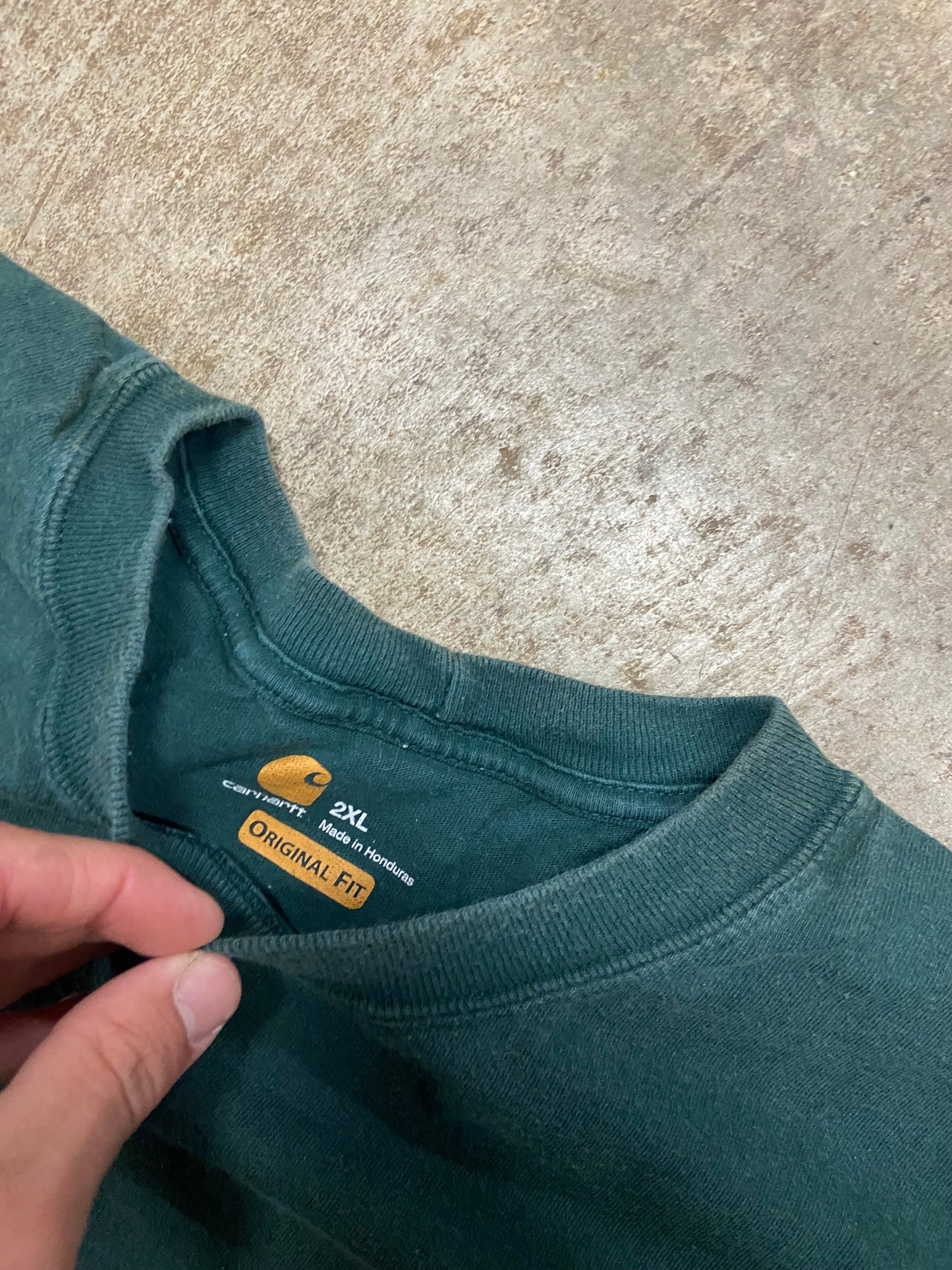 (2XL) Carhartt pocket tee