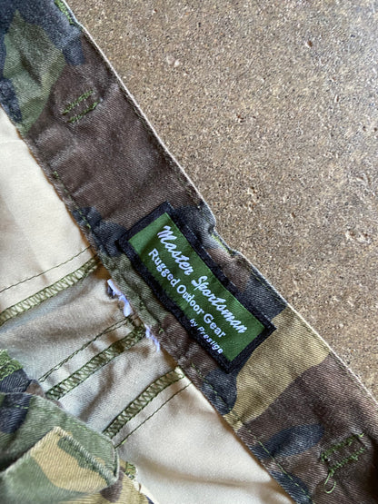 (32x34) Camo pants