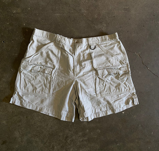 (2XL) 00s PFG shorts