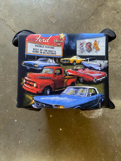 (2XL) Ford Motors Drive in