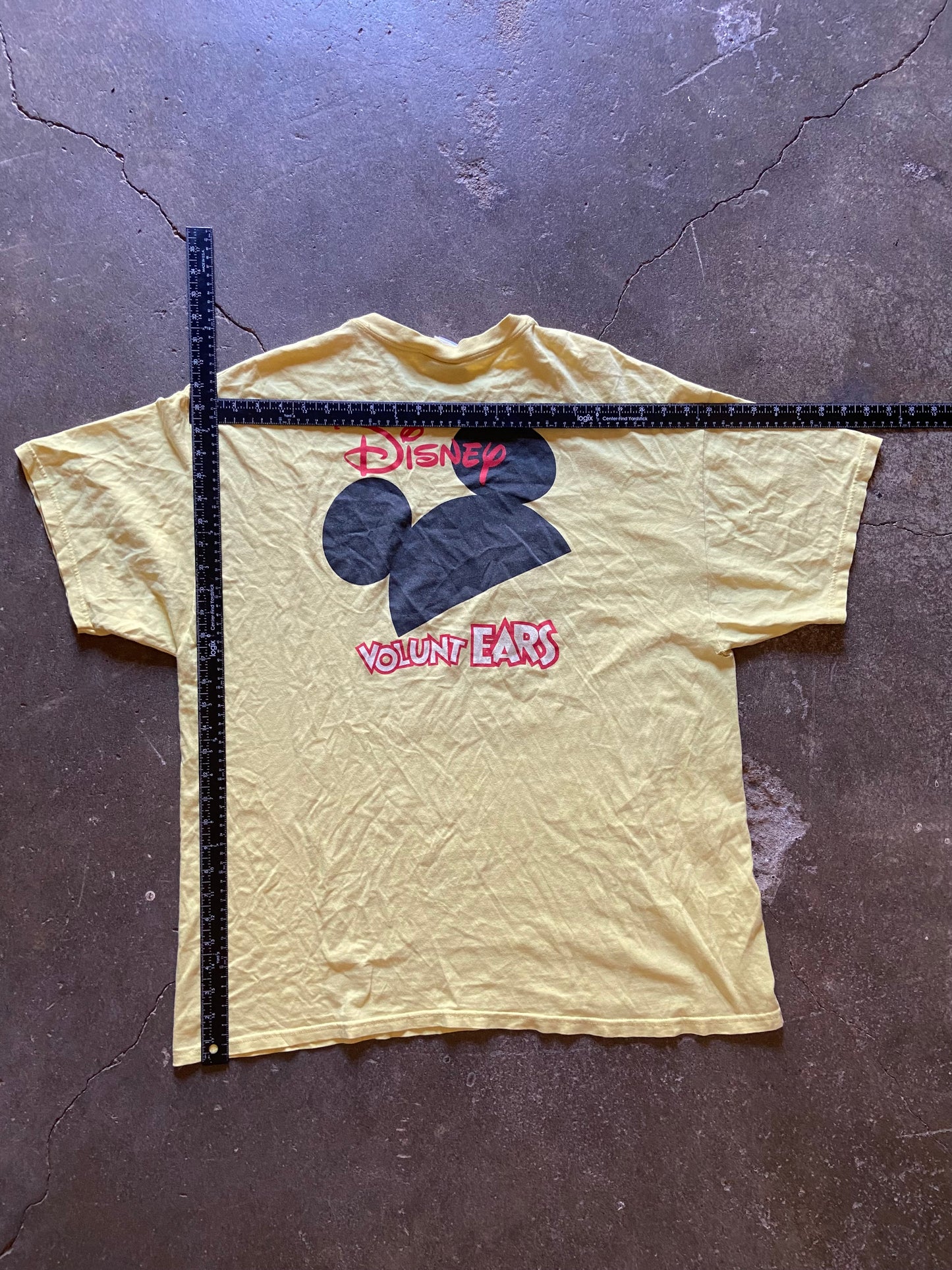 (2XL) 00s Disney tee