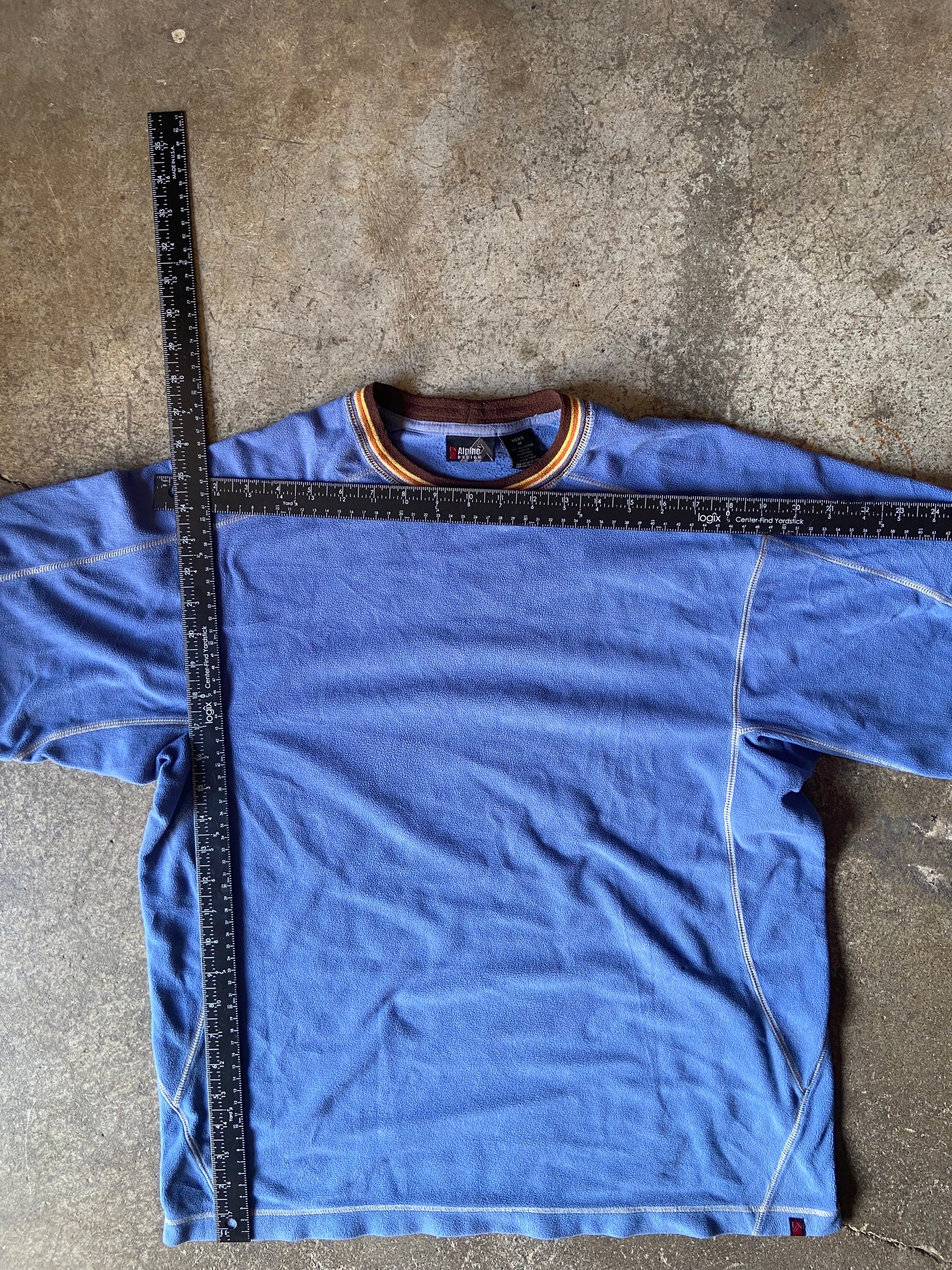 (M) 00s Alpine crewneck