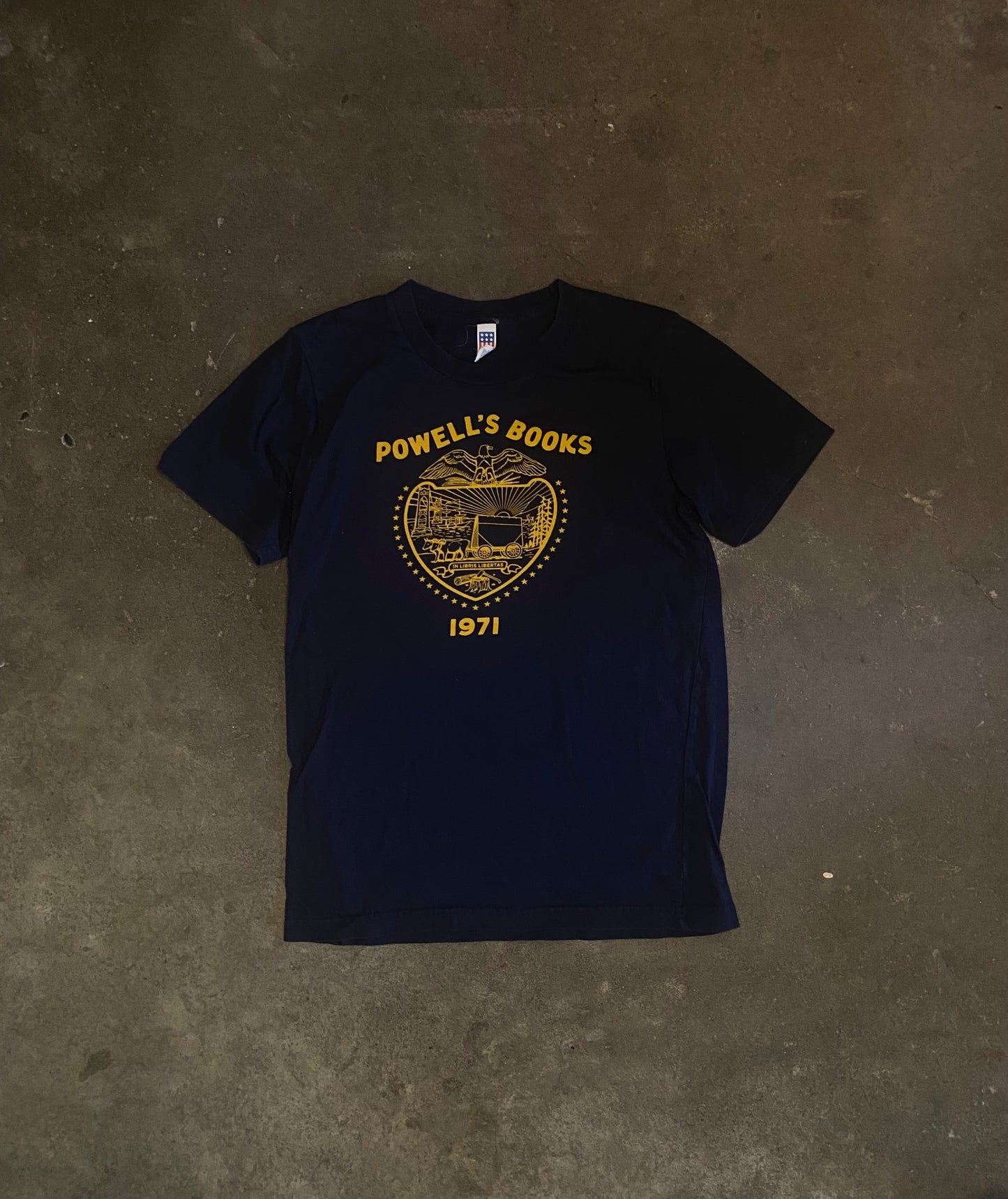 (S) 70s Powell books tee