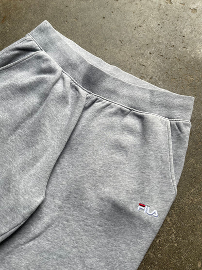 (L) 00's Fila Sweats