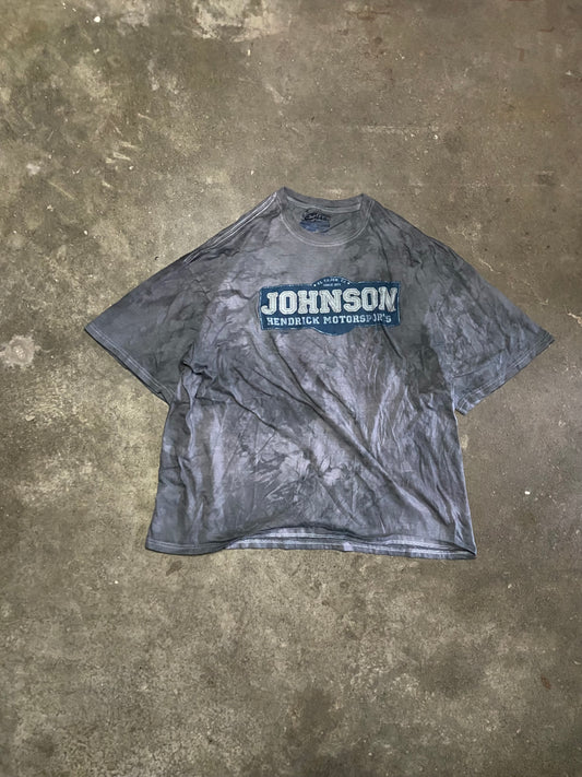 (2XL) 00s Johnson’s tee