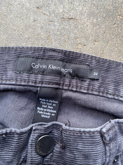 (34) Calvin Klein Corduroy