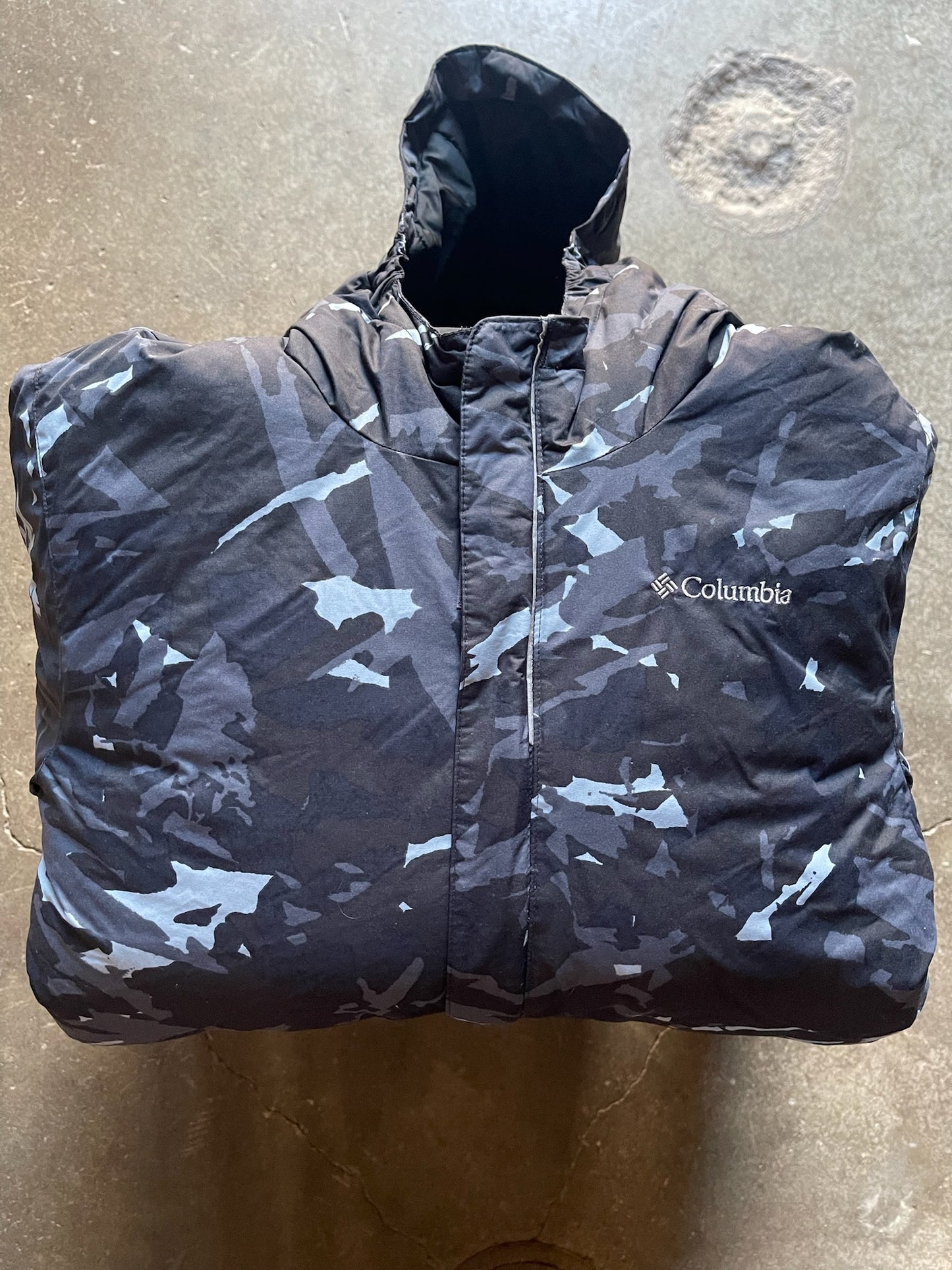 (M) 00s Columbia puffer