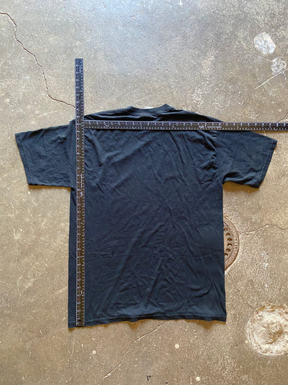 (L) 00s Thrashed tee