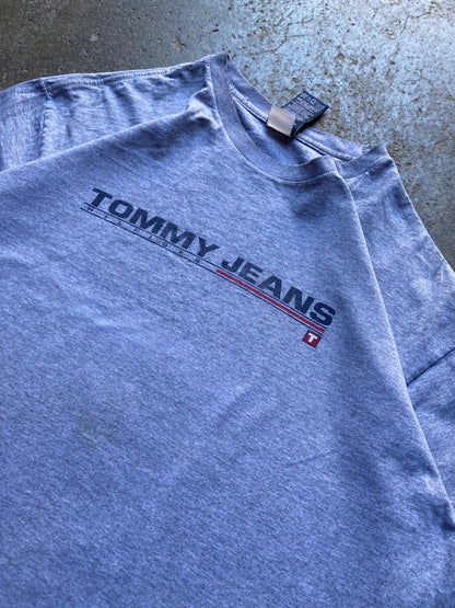 (L) Tommy jeans shirt