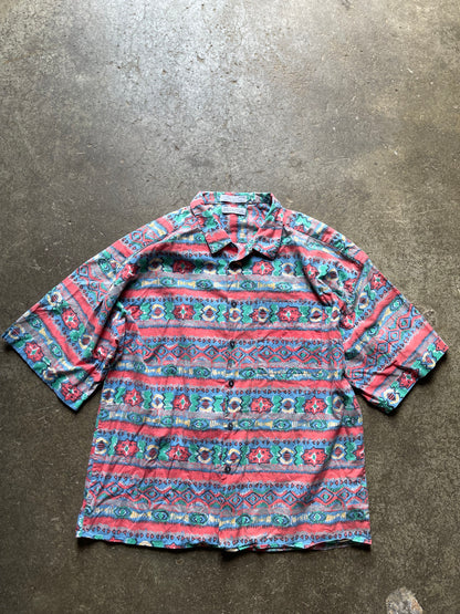 (L) 90s Patterned button up