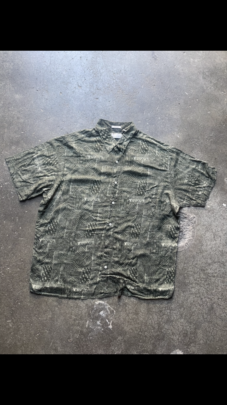 (XL) Natural Issue (Silky Touch) Button Up