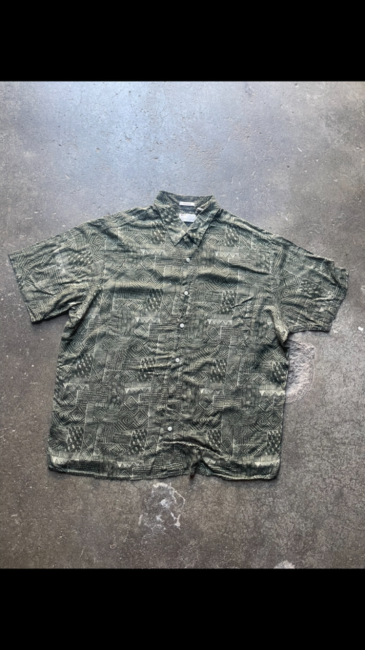 (XL) Natural Issue (Silky Touch) Button Up