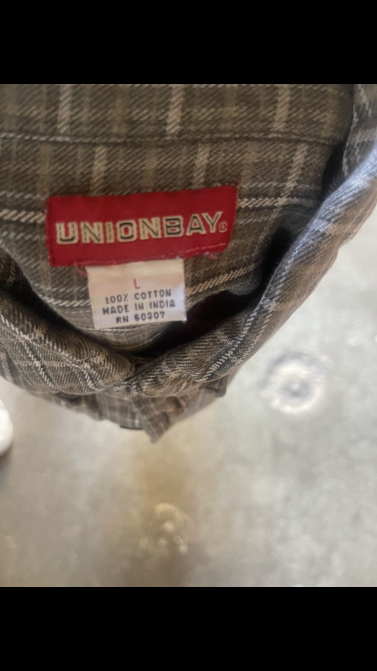 (L) Union Bay Long Sleeve Button Up