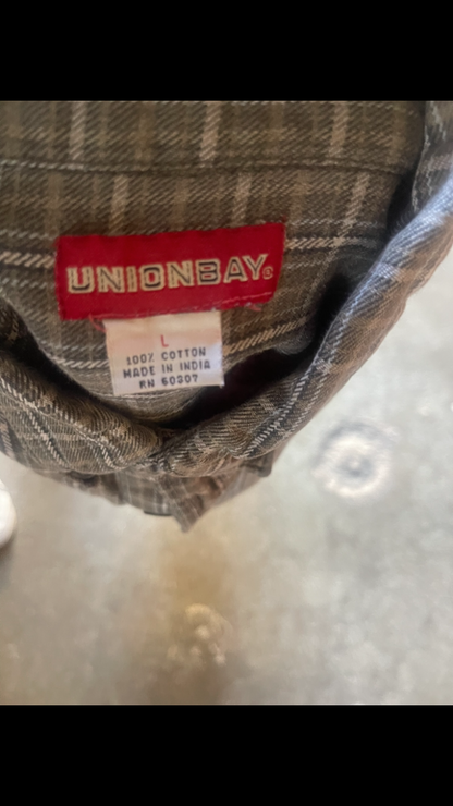 (L) Union Bay Long Sleeve Button Up