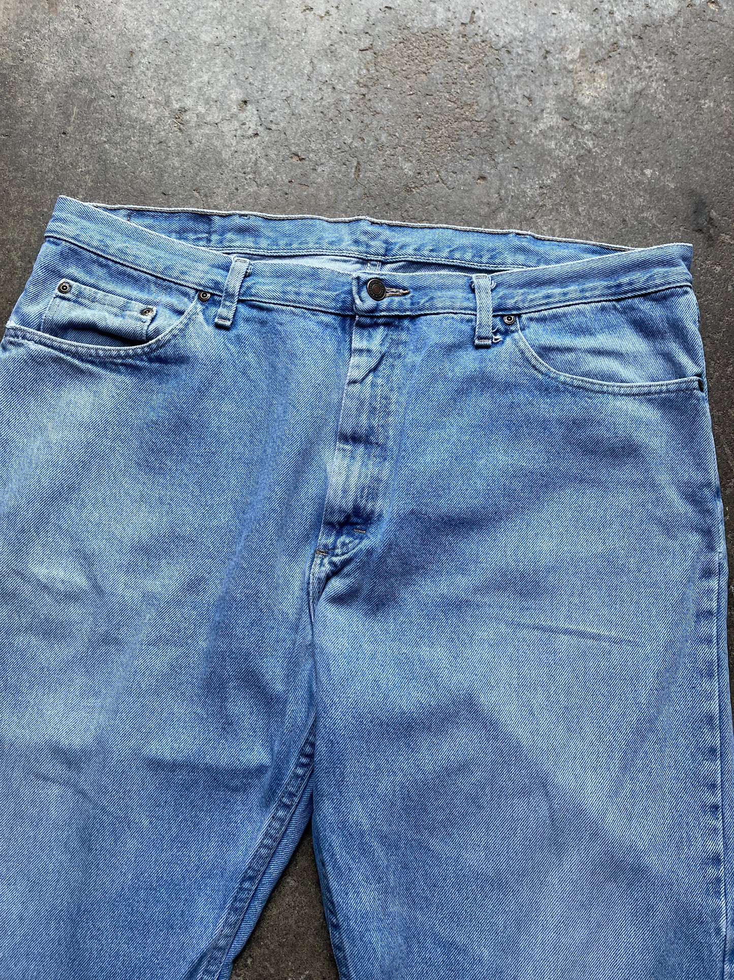 40 x 31 [wrangler jeans]