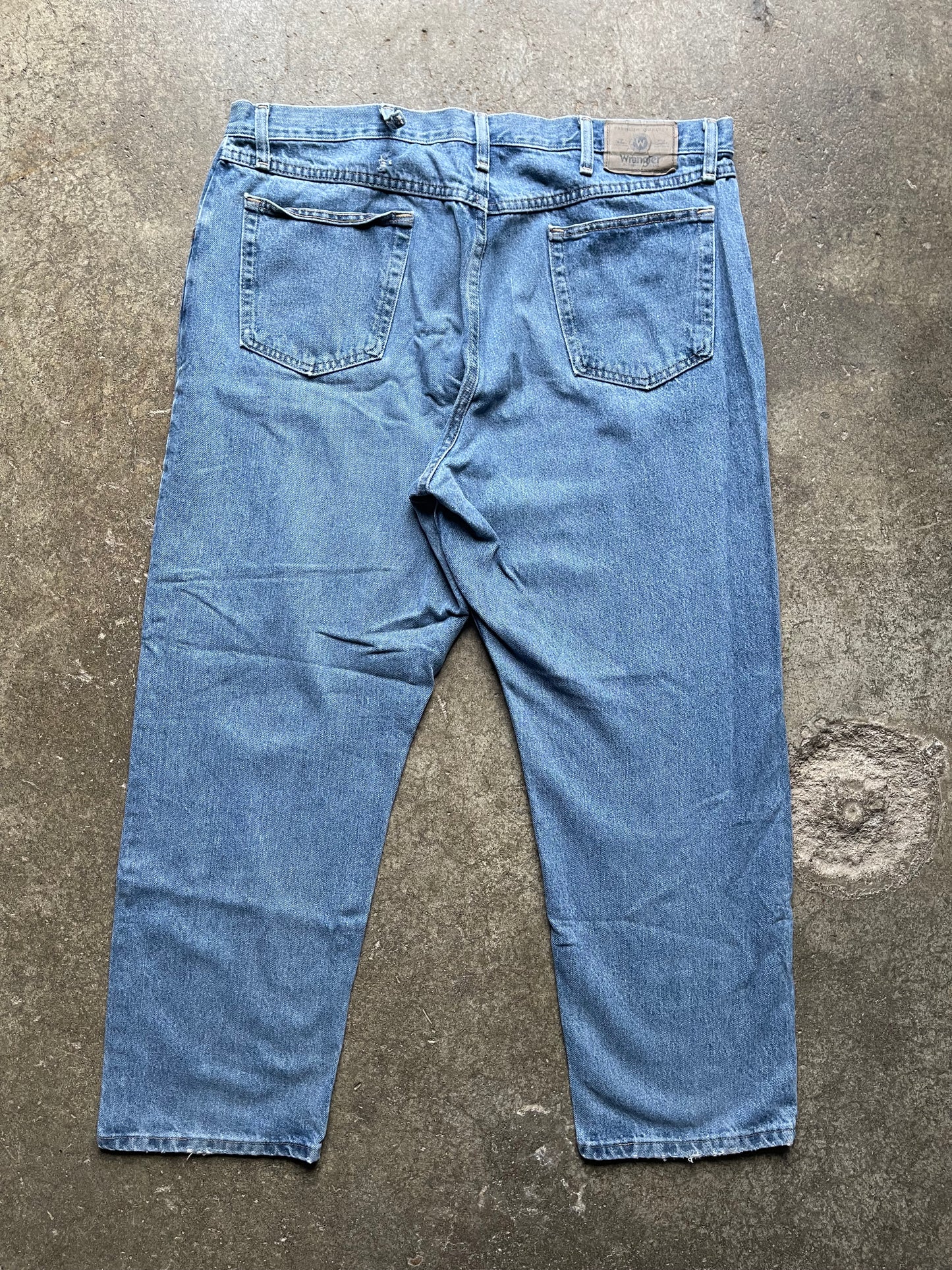 40 x 32 [wrangler jeans]