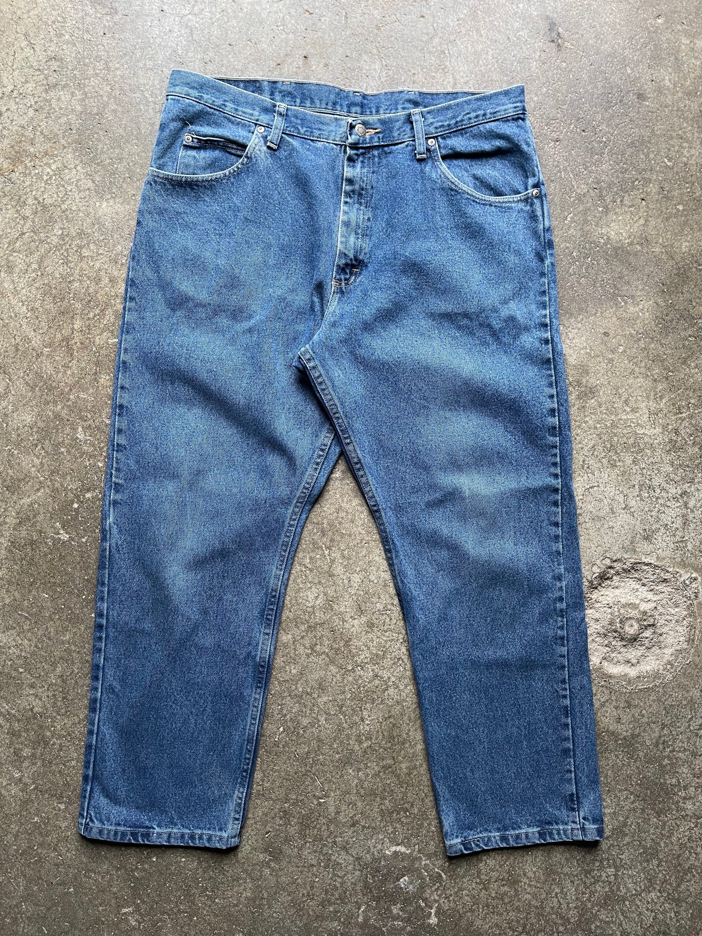 38 x 30 [wrangler jeans]