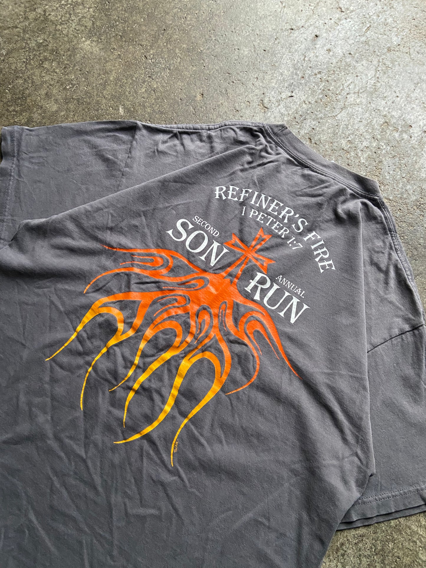 (L) 00s Son Run tee