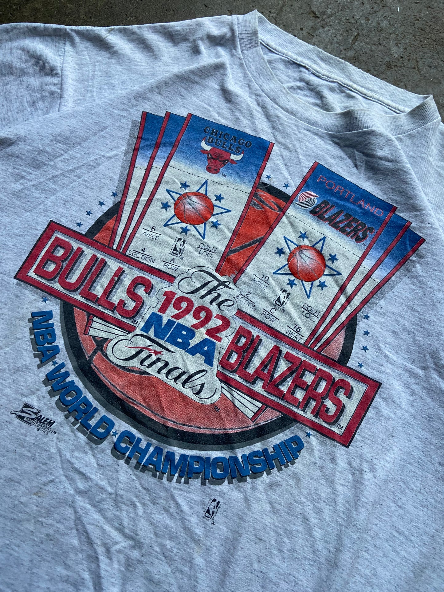 (XL) 90s NBA Championship tee